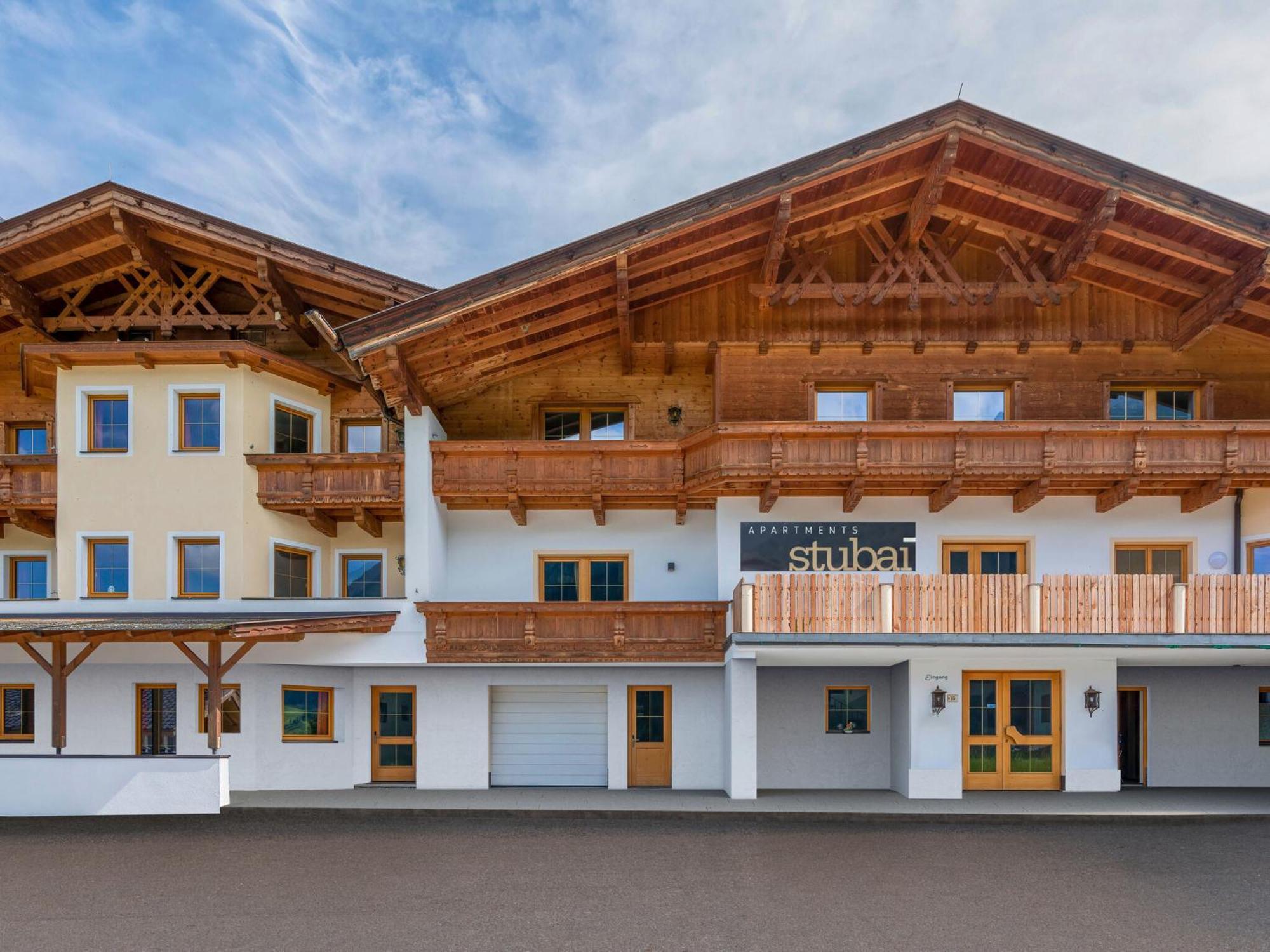 Apartment In Stubai Valley With Balcony Нойштіфт-ім-Штубайталь Екстер'єр фото